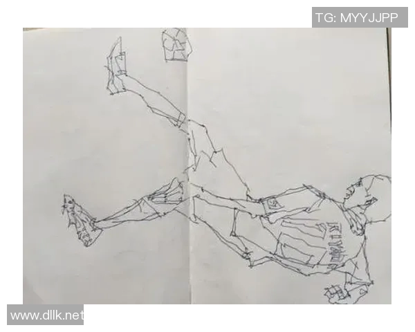 简单易学的足球明星简笔画教程分享适合初学者的绘画技巧与步骤